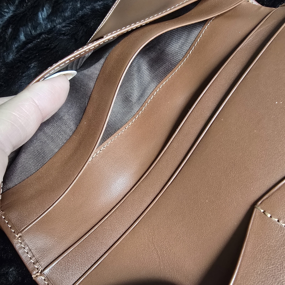 Authentic Burberry Plaid Continental Wallet with Brown Leather Trim - Picture 12 of 16